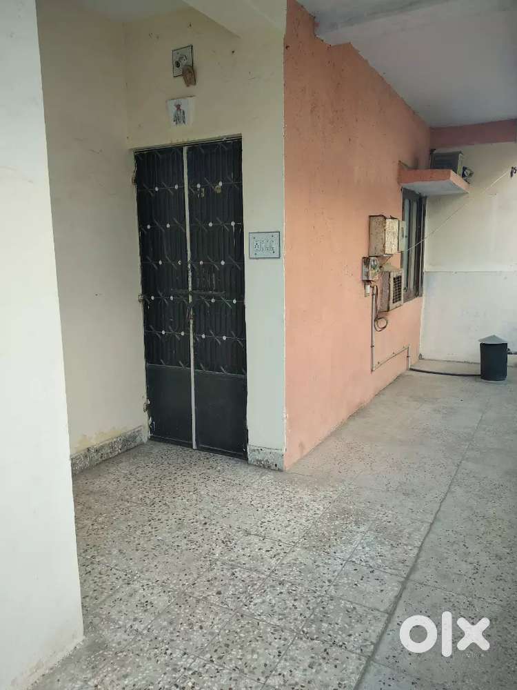 1BHK @OLD PADRA ROAD Nr.Tube Company.