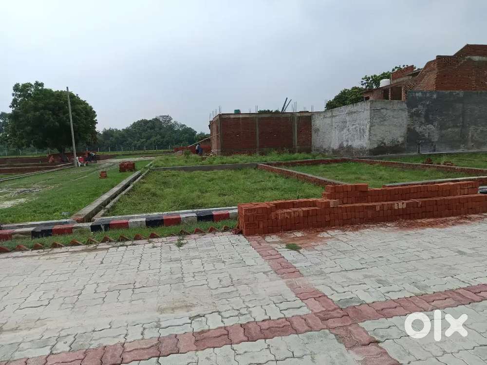 किसानपथ से लगी हुयी टाउनशिप मे प्लाट खुर्दही बाजार के पास LDA से NOC