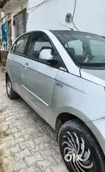 Indica Vista top model bahut Kam 77 hajar chali hai 4 year valid hai