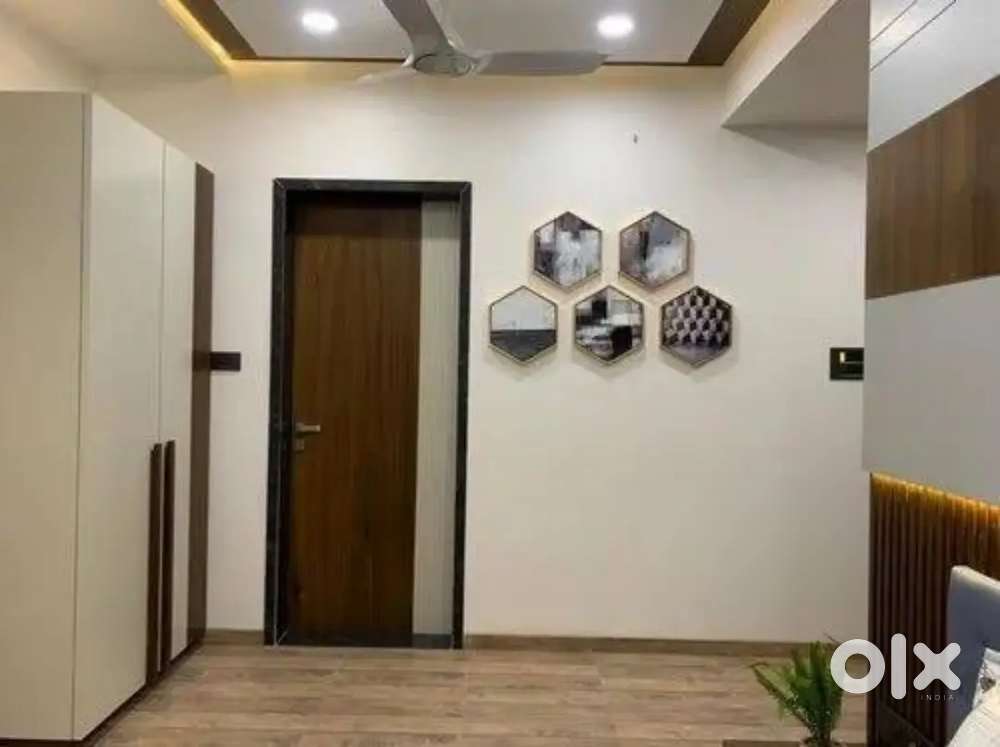 Affordable 2 BHK flat at pozhichalur main