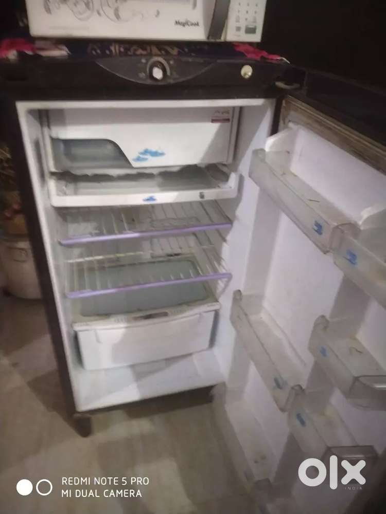 Godrej 179 litre A1 condition