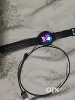 Noise Twist Round dial Smart Watch with Bluetooth Calling