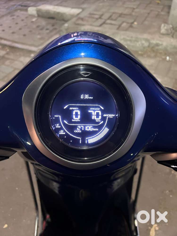 Bajaj chetak premium 2413 battery changed all new