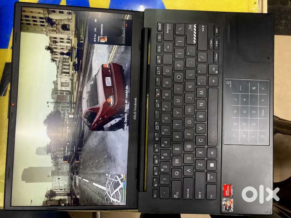 ASUS Viobook E1404FA