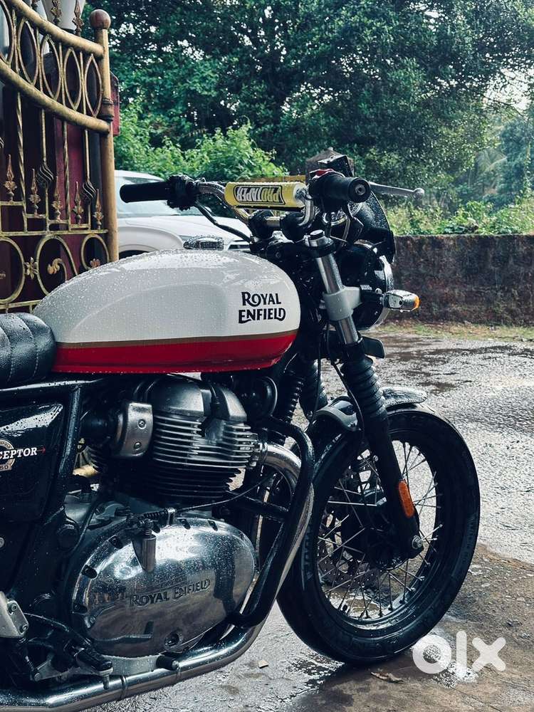 Interceptor 650 sellling due to going abroad