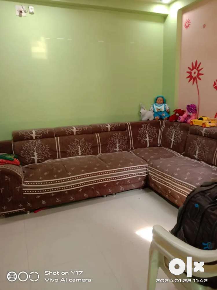 1bhk fully furnished flat 6th floor 5 year old