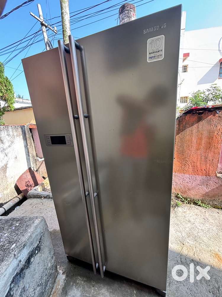 Samsung 610 liter dual door fridge