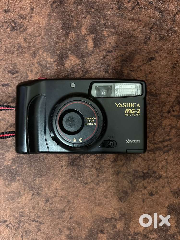 Yashica MG-2