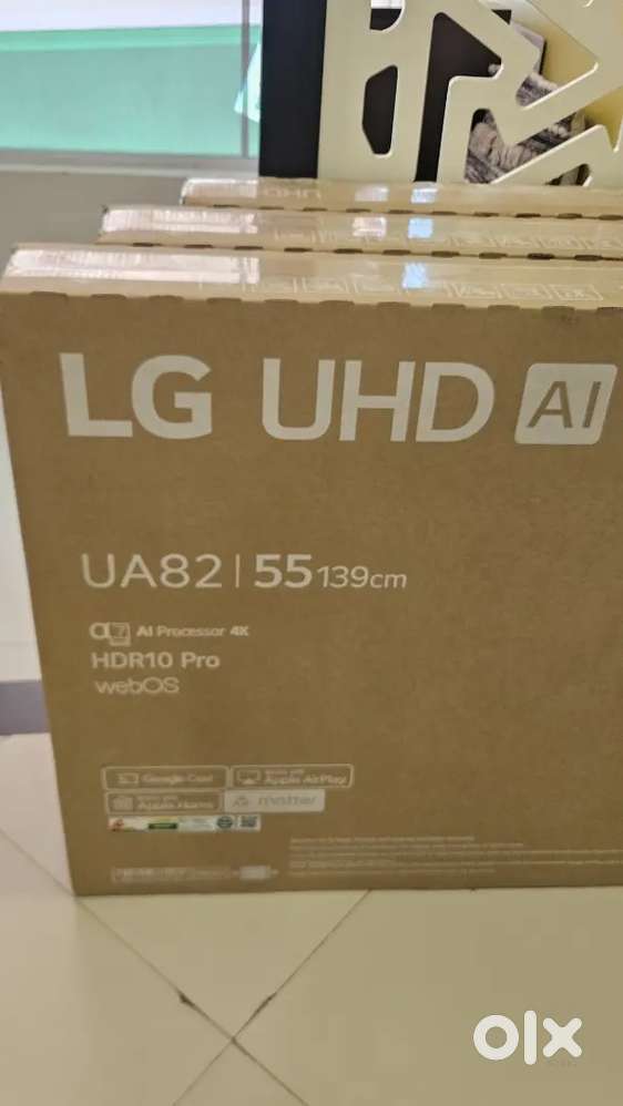 LG 139 cm (55) 4K UHD AI UA8200 Smart TV with α7 AI Processor Gen8