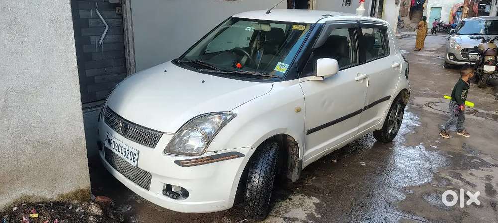 Maruti Suzuki Swift ANDROID AUTO AND APPLE CAR PLAY KE SATH HAI