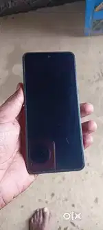 Good condition bil charger sath mein 1 year old Vivo t3 x