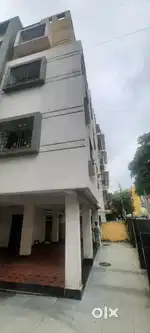 Flat with security for rent at Jadavpur