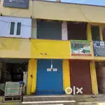 Main road ground floor shop full time people  on the way near metro