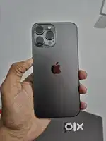 IPHONE 13 PRO MAX with full box and charger