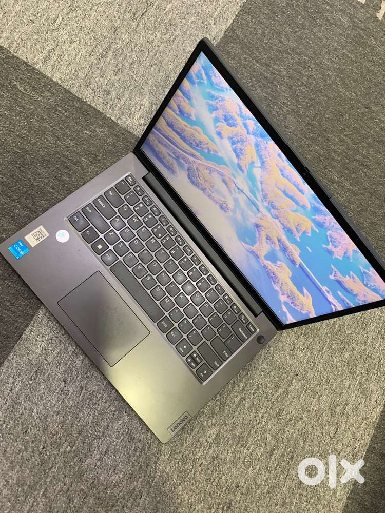 Lenovo laptop/14inch/Core i3/11th gen/8GB/1TB HDD/Working Good/Warnty