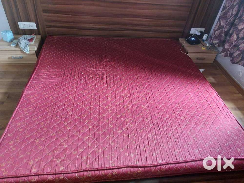 Double bed mattress