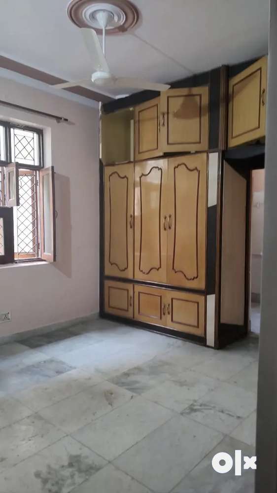 Beautiful flat with cross ventilation Family people only
