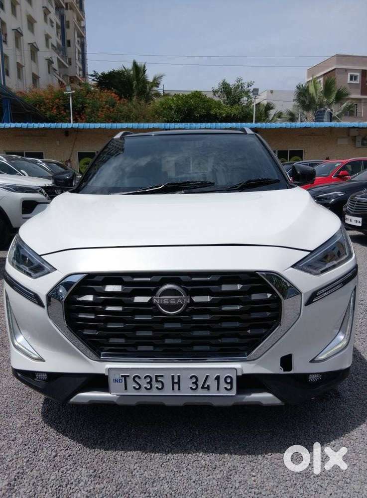 Nissan Magnite 1.0 XV, 2023, Petrol