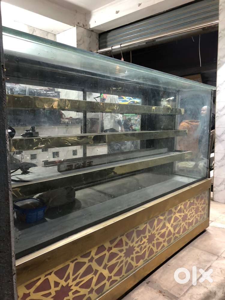 Commercial Display chiller / bakery showcase fridge - good condition