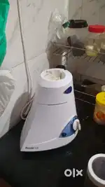 Preeti mixer grinder