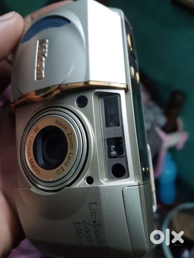Nikon Lite Touch 130 ED/QD Zoom Date 35mm Camera