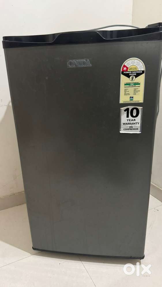 Fridge (Refrigerator)