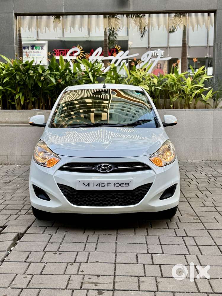 Hyundai i10 Sportz AT, 2012, Petrol
