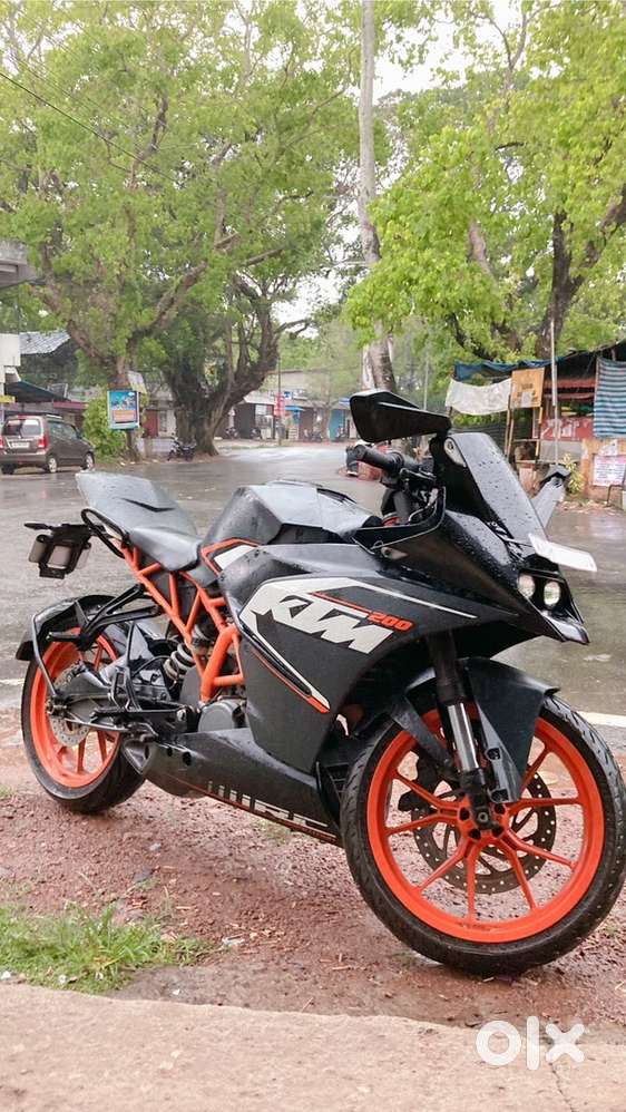 KTM RC 200 2016
