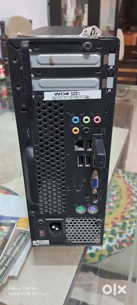Acer desktop with key board