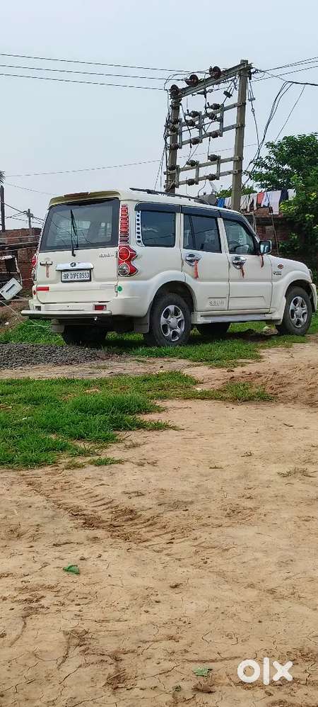 Scorpio 2013 model Rs-560000.