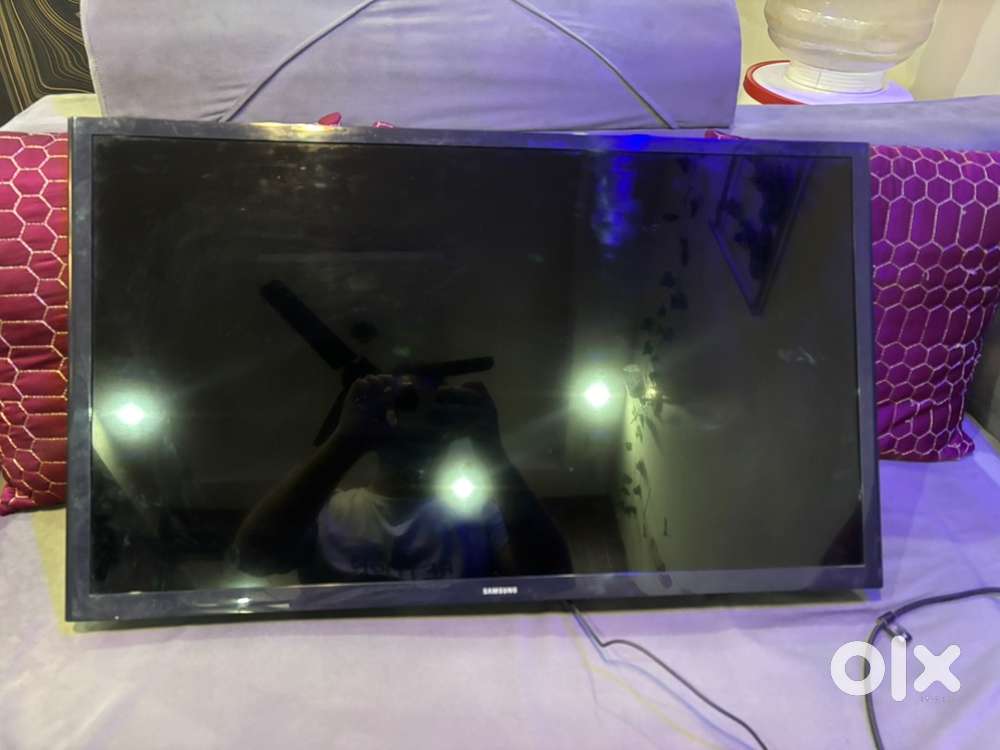 Samaung LCD 32 inches