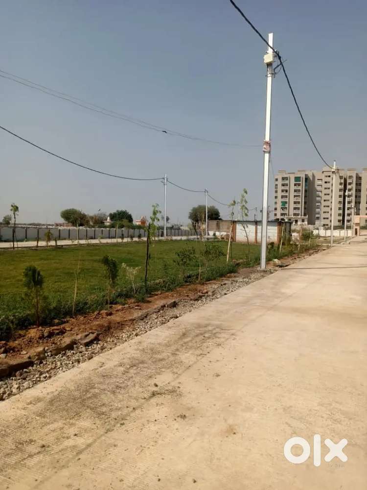 Farm 4 plots avilable HG group ke samne highway se 200 meter ki dori p
