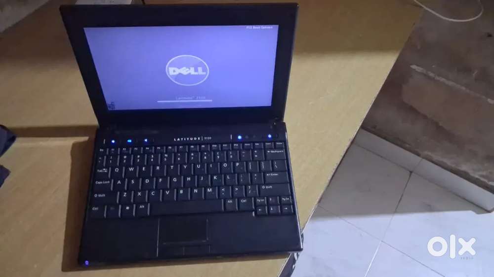 Laptop dell 2120 model