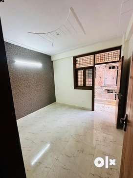 2 BHK FLAT FOR SALE (Ready to Move)