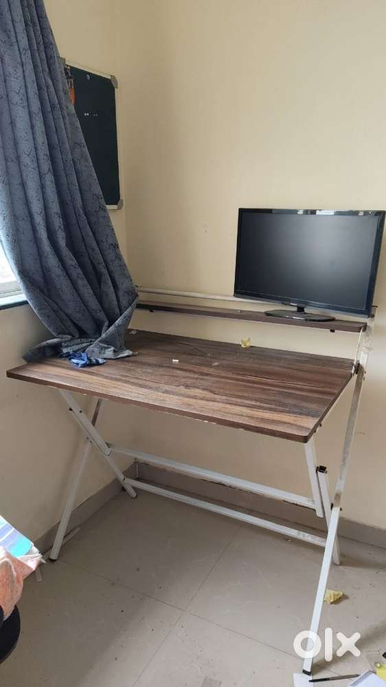 Computer study table