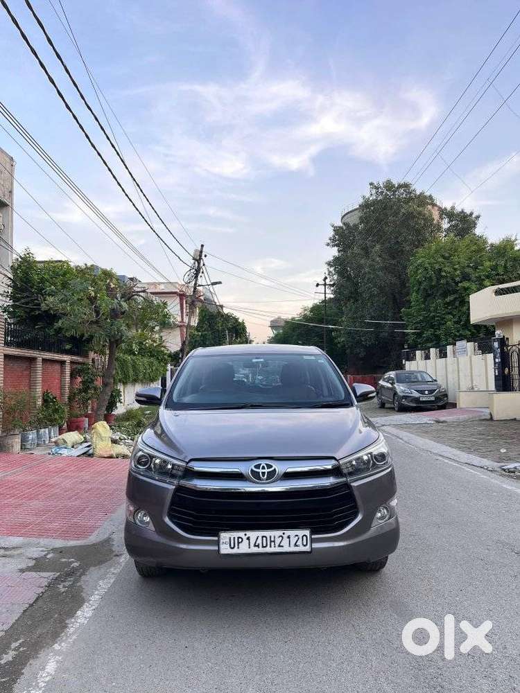 Toyota Innova Crysta 2.4 V 7 STR, 2017, Diesel