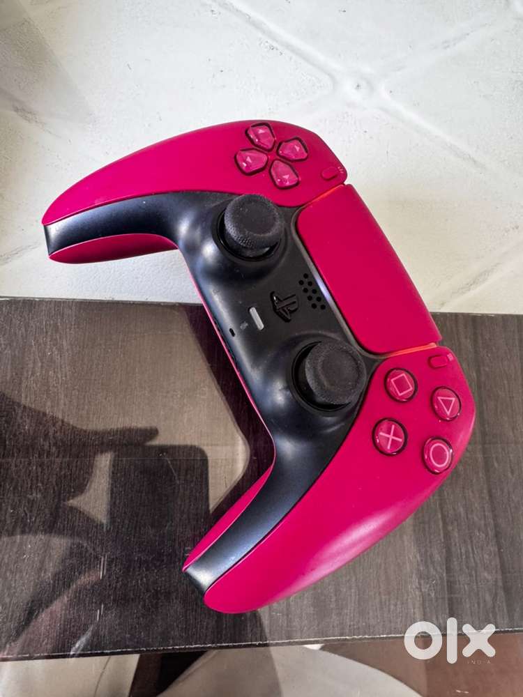 Ps5 DualSense Wireless Controller - Red