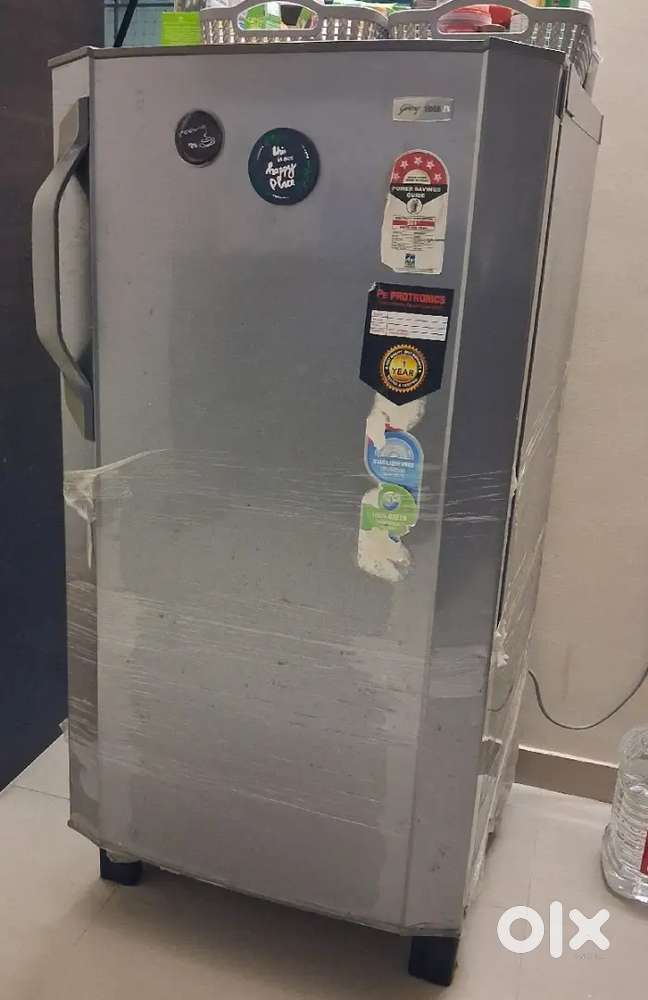 Godrej Refrigerator (195L)