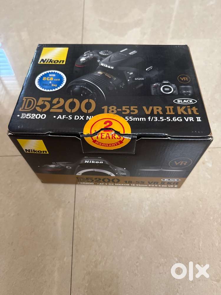 Nikon D5200 DSLR camera
