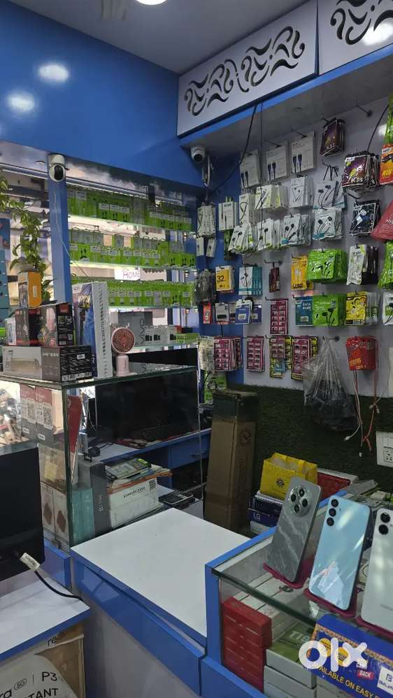 SKML MOBILES RTC COMPLEX ROAD KAKINADA One year experience