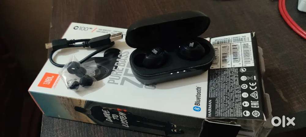 JBL Bluetooth Earbuds