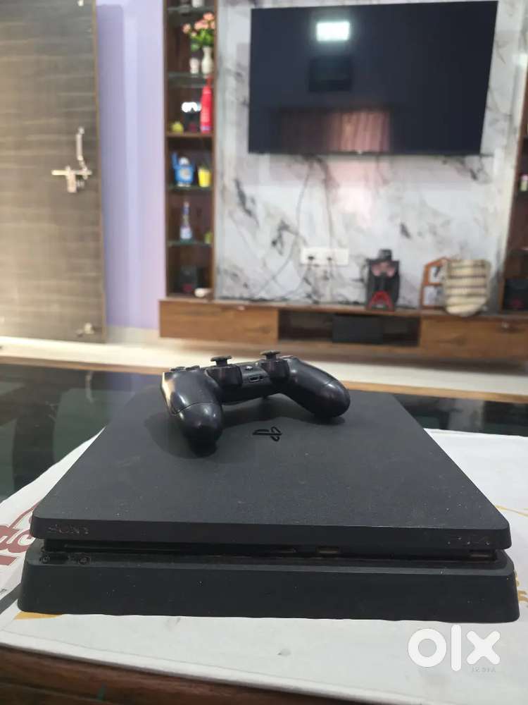 PS4 SLIM 500GB