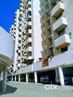 Only 725000, main ground floor le semi furnished