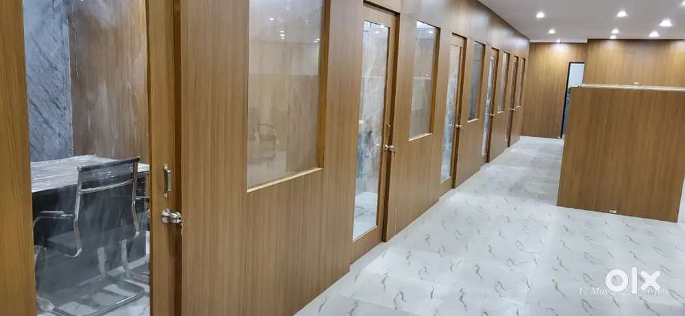 3000 sqft full furnish commercial office main road near vibhuti khand