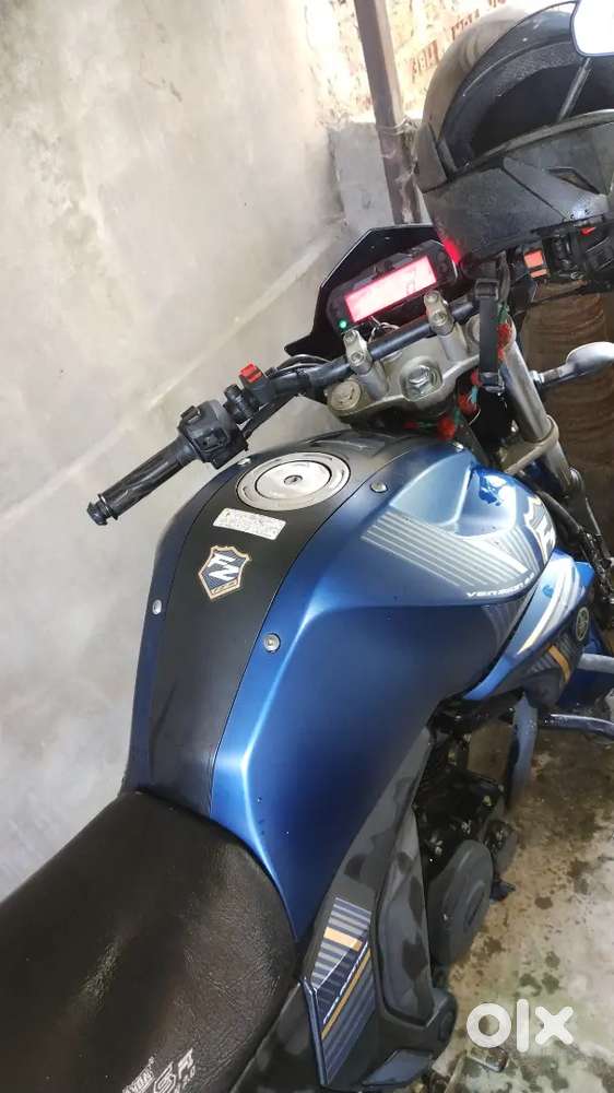 Yamaha FZS V2