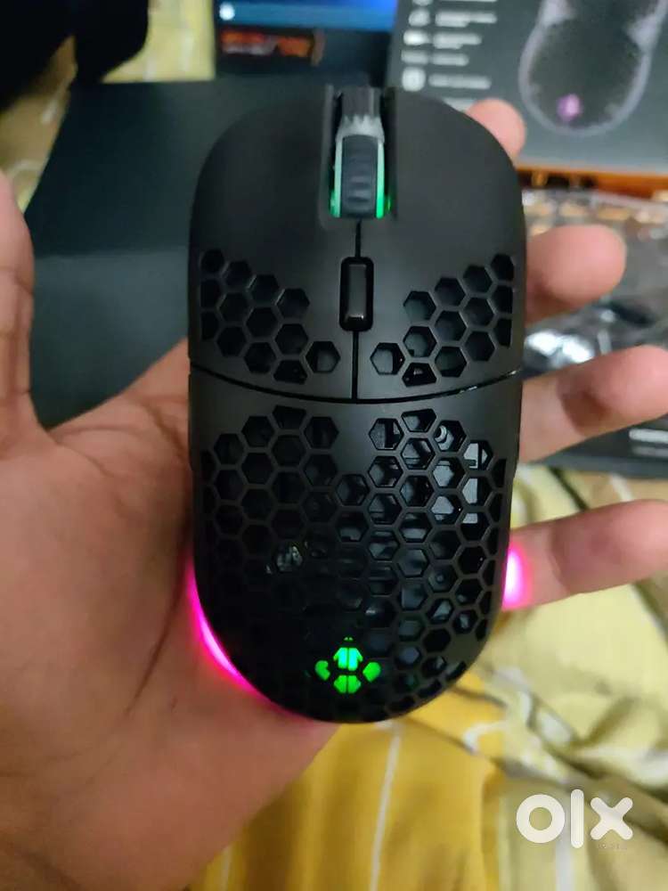 Wireless Gaming Mouse - (Unboxed) - Kilonova 3335IC