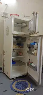 Whelpool ice magic fridge