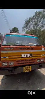 Sml tipper 2012 model new condtion front new tyre  urgent sale