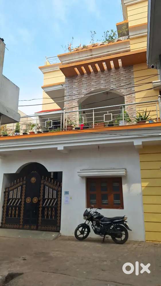 If you need a room anywhere in Raipur, contact MK Properties.