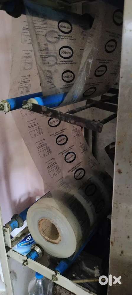 Water packets sealing machine